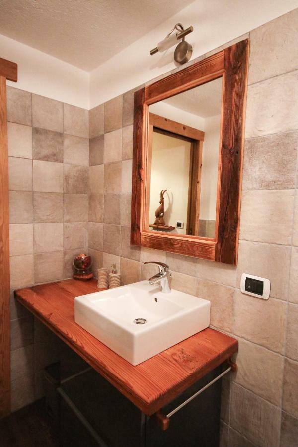 Maison D'Antan Alloggio Ad Uso Turistico Vda Charvensod N 0022 อาออสตา ภายนอก รูปภาพ